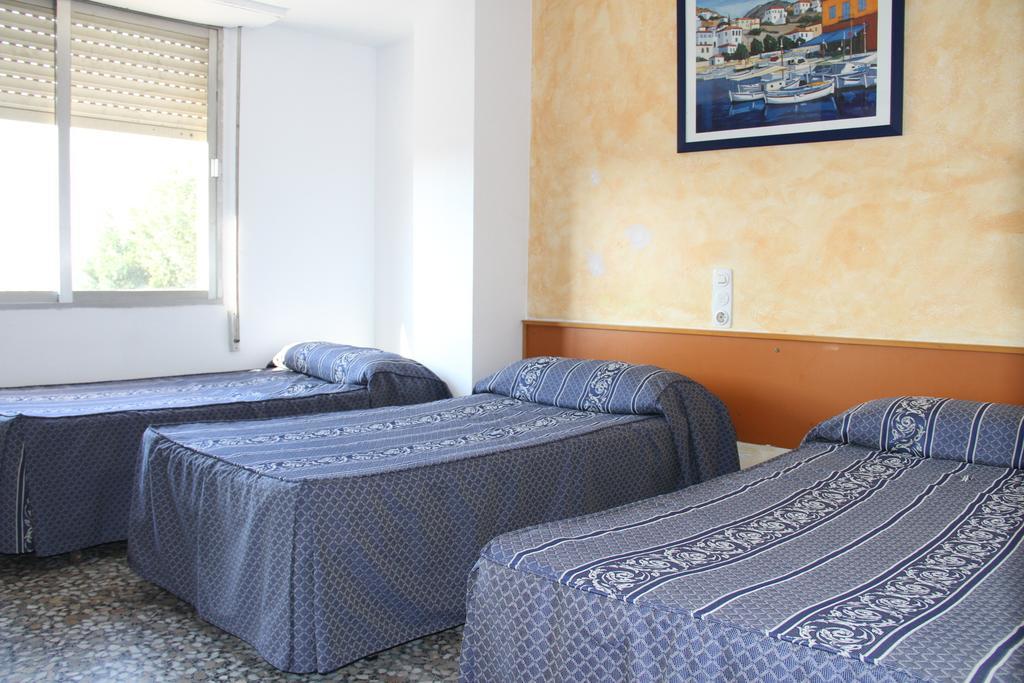 Hostal Mengual Гандія Екстер'єр фото